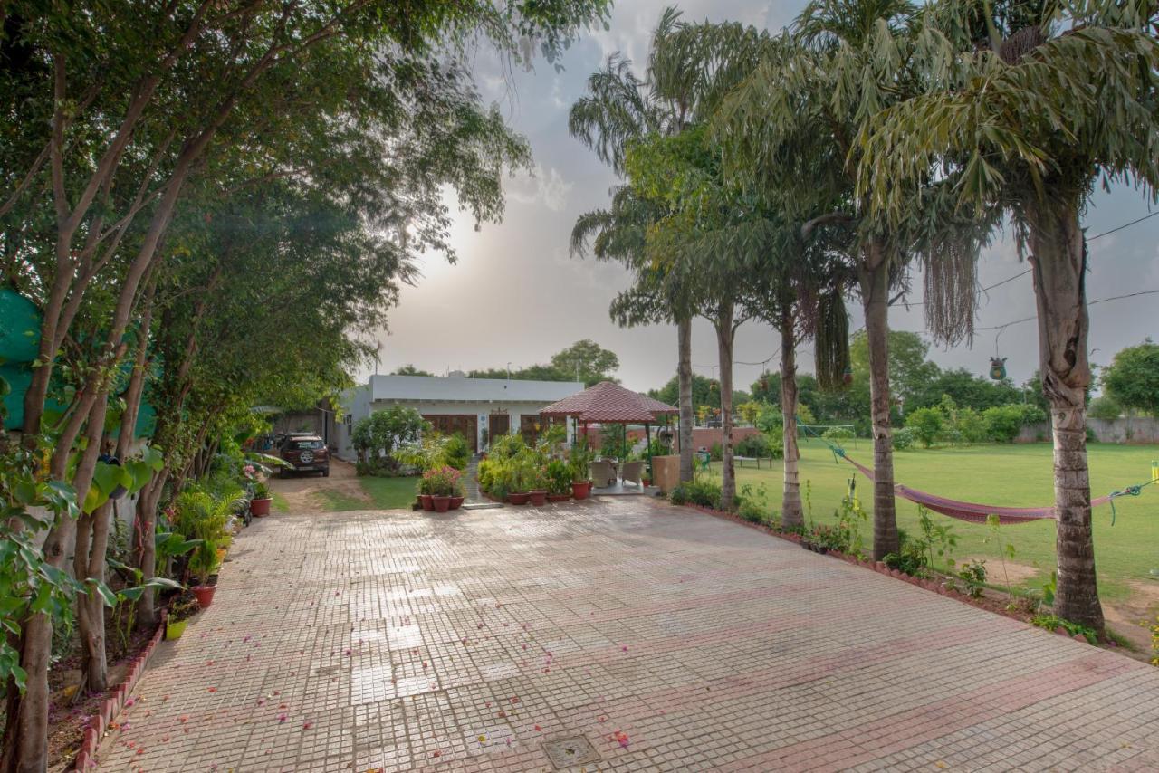 The Singh Farm Cosy Private Pool Farm Villa Gurgaon Exterior foto