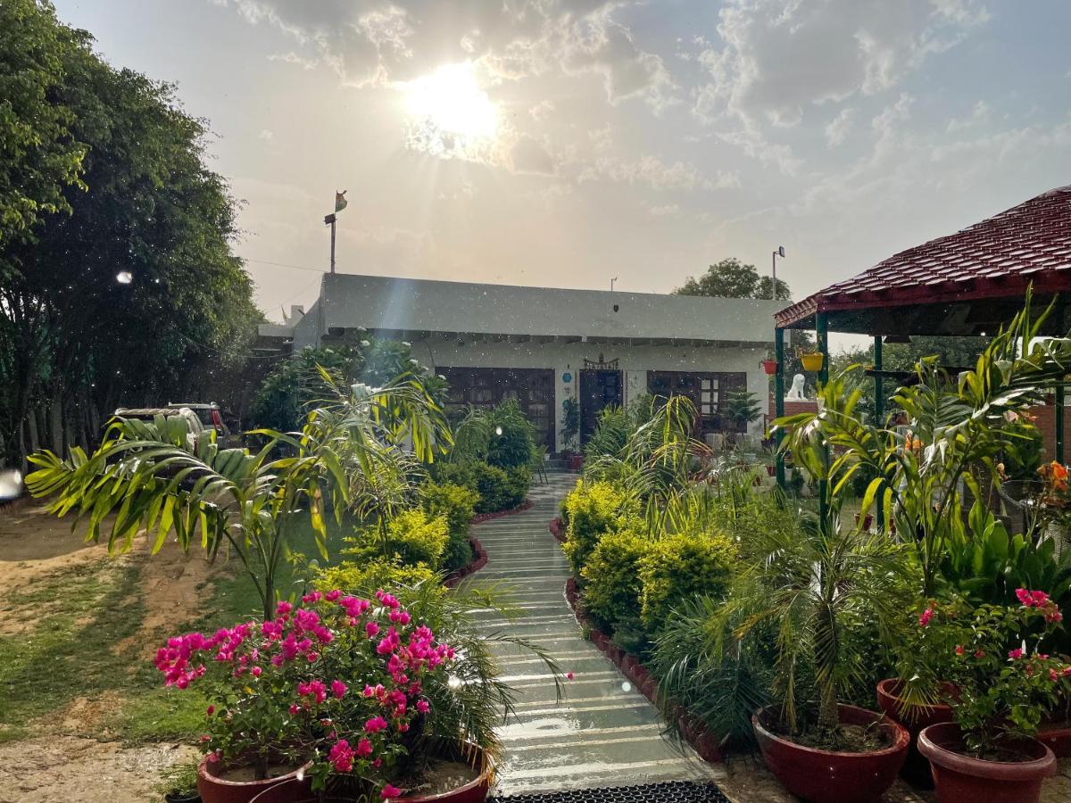The Singh Farm Cosy Private Pool Farm Villa Gurgaon Exterior foto