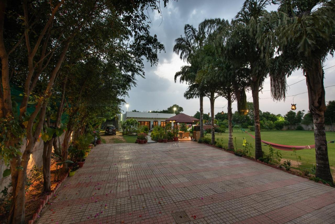 The Singh Farm Cosy Private Pool Farm Villa Gurgaon Exterior foto